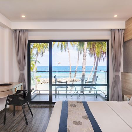 Hotel Kaani Grand Seaview à Maafushi Extérieur photo