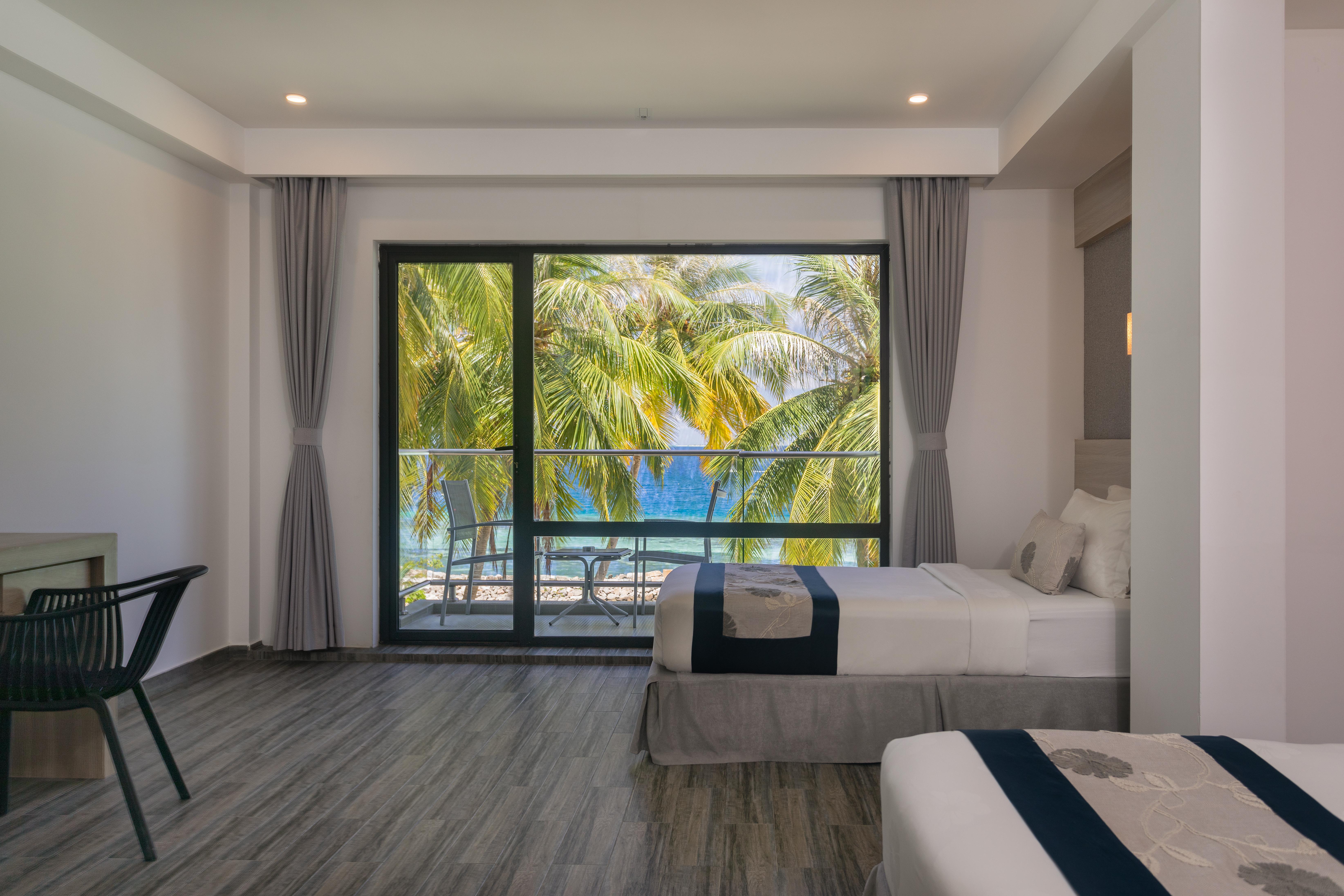 Hotel Kaani Grand Seaview à Maafushi Extérieur photo