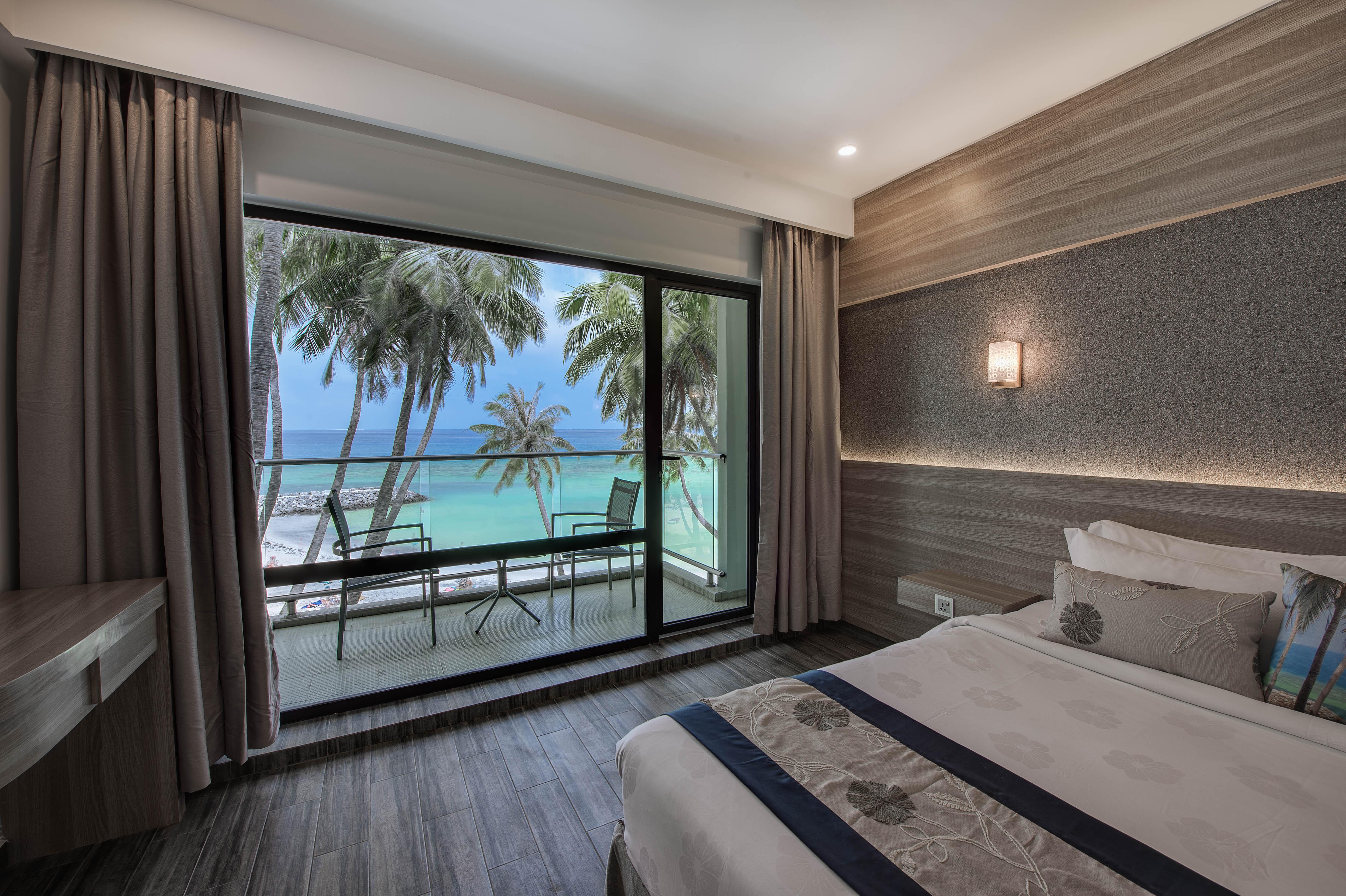 Hotel Kaani Grand Seaview à Maafushi Extérieur photo