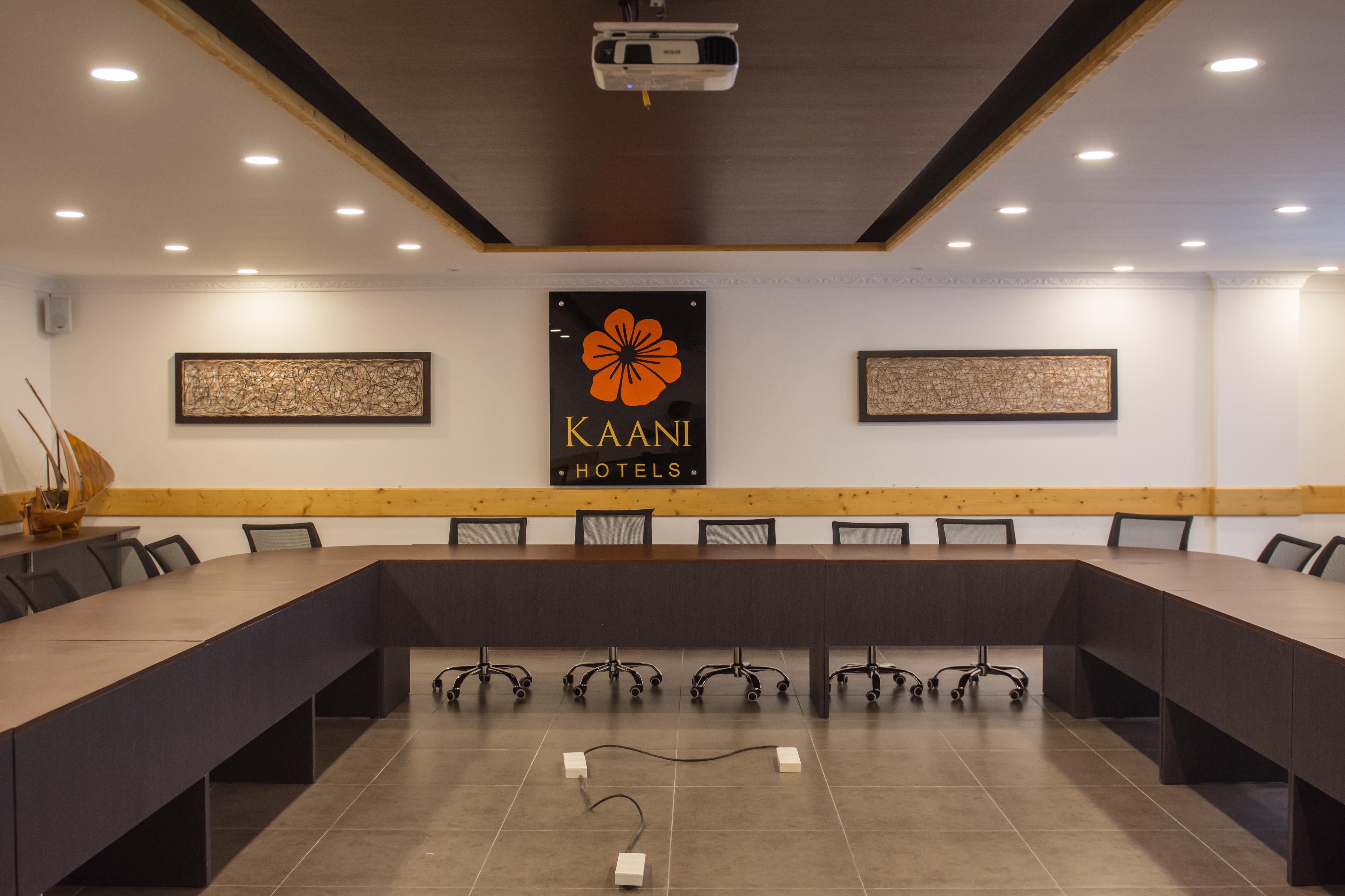 Hotel Kaani Grand Seaview à Maafushi Extérieur photo