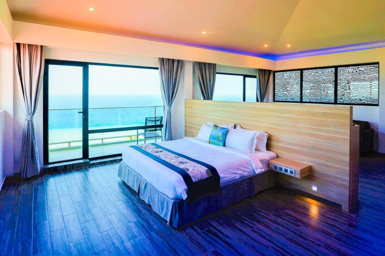 Hotel Kaani Grand Seaview à Maafushi Extérieur photo