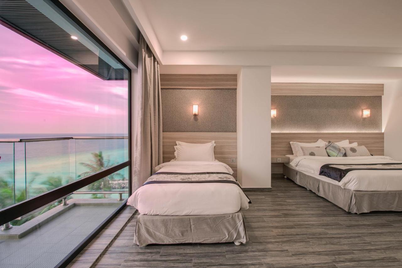 Hotel Kaani Grand Seaview à Maafushi Extérieur photo